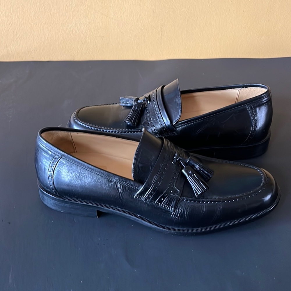 J Murphy Black Leather Loafers 9M